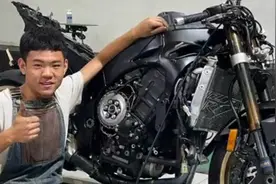 4000块成功拿下雅马哈R1，经过一天两夜的折腾，终于整备完成！视频封面