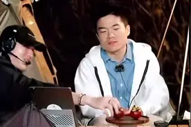 原来与辉同行的样品都是这样没的视频封面