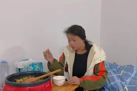 小妹最近没什么胃口，吃不下饭，不知咋回事视频封面