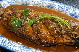 罗非鱼买回家你就像我这样做，做法简单，肉质鲜美，入味又好吃