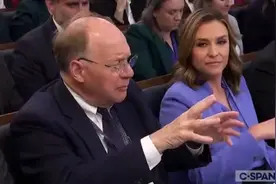 白宫回应中国昨天开始的围岛军演视频封面