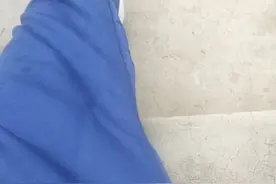 既然别人被别人发现了，呜呜，真惨。