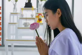 家中有念佛的女人，家族就会繁荣昌盛 子孙兴旺视频封面