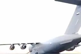 中国向加沙地带提供的 450吨大米已运抵埃及👍👍👍🌹🌹🌹视频封面