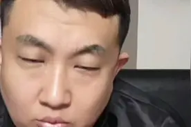 谢雷和主播聊，上大学期间，校园里的趣事！视频封面