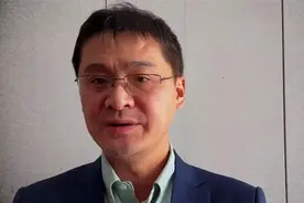 别灰心，历史的车轮会一直滚滚向前。倒行逆施者终究会被历史抛弃视频封面