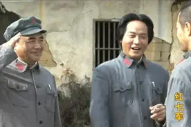 红七军经过艰难旅途到达江西与中央红军会师视频封面