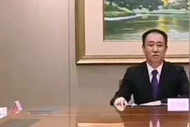 表面人模人样，道貌岸然，私底下阳奉阴违，男盗女娼，视频封面