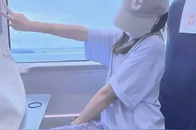 头像女生版视频封面