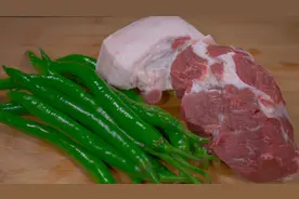 辣椒炒肉好吃，注意几个重点，做出来和饭店的一样香辣下饭，