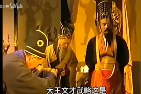天是蓝的，云是白的视频封面