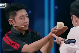 活久见！中国首只无壳小鸡竟能听懂指令，院士揭秘生命科研奇迹！