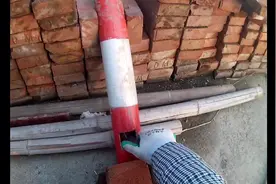 开二踢脚的正确点火方法，自制放炮神器该行为存在危险请勿模仿。