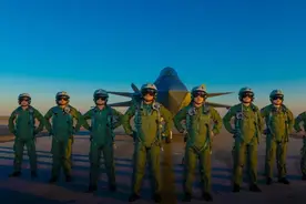 H一20振撼出场，威慑敌国！视频封面