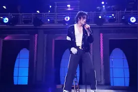 世界流行之王迈克尔杰克逊的巅峰舞蹈，风靡程度无人能及