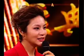 马德华携手魏慧丽演唱《夫妻双双把家还》郎才女貌，再续前缘。