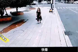 监控下一幕！孕妇走在路上突然临盆，善良的小男孩跪地拦车！视频封面