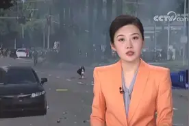 美国 加州州长正式要求联邦政府撤回国民警卫队视频封面