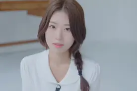 韩国Seoyoon小姐姐的清纯风可爱穿搭+雪白连衣裙穿搭视频封面