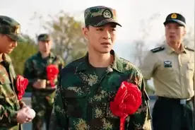 新兵入伍第一天视频封面