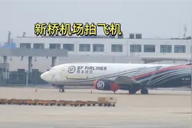 合肥新桥国际机场，近距离看飞机起飞过程，一架接着一架，震撼！视频封面