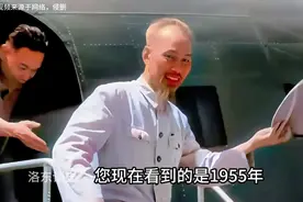 越南胡志明首次访问我国，热情拥抱国家领导人视频封面