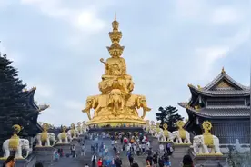 国家AAAAA级旅游景区：四川省峨眉山市《峨眉山风景区》。