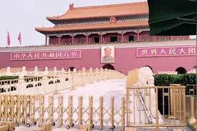 《祖国万岁》＃旅游随手拍天安门广场风景㊗️伟大的祖国繁荣昌盛
