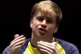 王楚钦：这局赢不了，我也把你暂停逼出来，不会让你赢得轻松😂