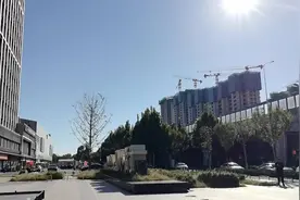 城市繁华，心却静如止水。有种暖叫回家！视频封面