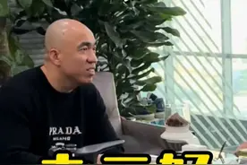 二哥，没吓着你吧 #壹加壹汽车 #万万想不到 #真实还原 #dou是演技派 @壹加壹汽车 @壹加壹故事会 @壹加壹汽车 博er视频封面
