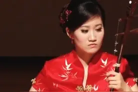 张维纭二胡独奏《二泉映月》 #二胡演奏 #气质美女 #动态简谱 视频封面