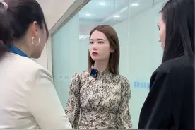 主管挪用临时工工资，导致临时工弟弟女朋友跑了，老人气的生病住院 #打工人 #传递正能量视频封面