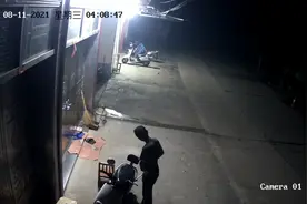 大哥你也是厉害了，这样都敢来偷我的车？？？视频封面