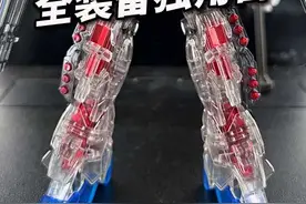 透明版的HG全装独角兽大家见过吗？#手办 #拼装模型 #独角兽变身 #手办开箱视频封面