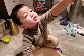 快3岁了，最近老是都拉在裤子里，怎么办？视频封面