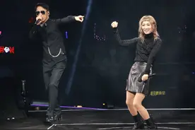 #黎明紅館演唱會 第二場，與 #鄭秀文 共舞。视频封面