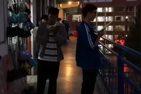 有梦想就要向前冲一一一郾城高中晚读激情读书场景视频封面