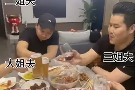 室友说必须要给他挽回一下形象，发一个去年的库存给大家听一下原声，是不是和你想象中的小舅子不一样。#姐夫小舅子 #家庭日常视频封面