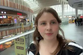 胡哥让我跑三楼吃饭，但是餐厅在二楼，他啥意思？想把我甩掉视频封面