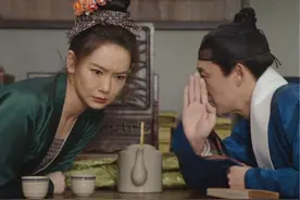 #程仁清免费为丰碧玉支招 程仁清的好点子加丰碧玉的嘴皮子，拿捏一个耳根子软的方知县还是够用的。#显微镜下的大明之丝绢案视频封面