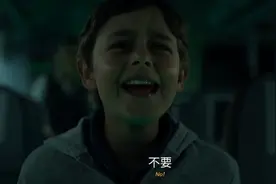 飞机上有人变异，看他们如何8逃生。视频封面