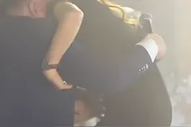 姐姐16岁挣钱抚养4弟妹，#婚礼现场弟弟#跪谢姐姐，短短一跪让人#泪崩...视频封面