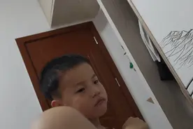 跟爸爸生气，然后就这样了视频封面
