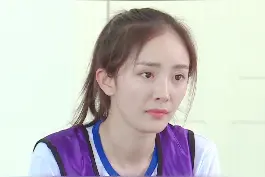 #杨幂 谈被换角经历 #向全世界安利杨幂视频封面