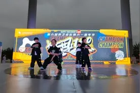 今日份街舞少年 五个小朋友棒棒哒 #最酷的小孩 #街舞男孩