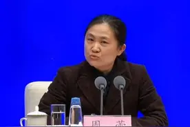 新冠病毒起源最有可能是什么？中疾控专家回应。#新冠 #新冠病毒视频封面