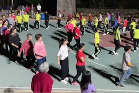 全民同乐，还有我想改个名字，不知道叫什么，大家帮我想一下。