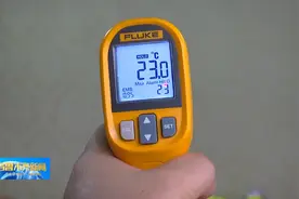 乌鲁木齐：4月10日零点停暖视频封面