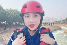 建议学习！如果不小心被卷入洪水什么姿势比较安全？#防溺水教育 #游泳 #安全教育视频封面